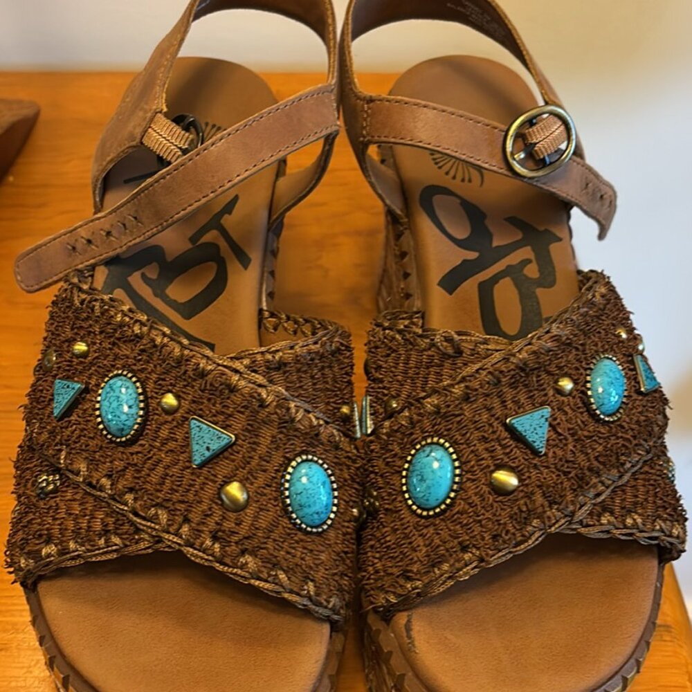 OTBT Wedge Sandals Size 7
